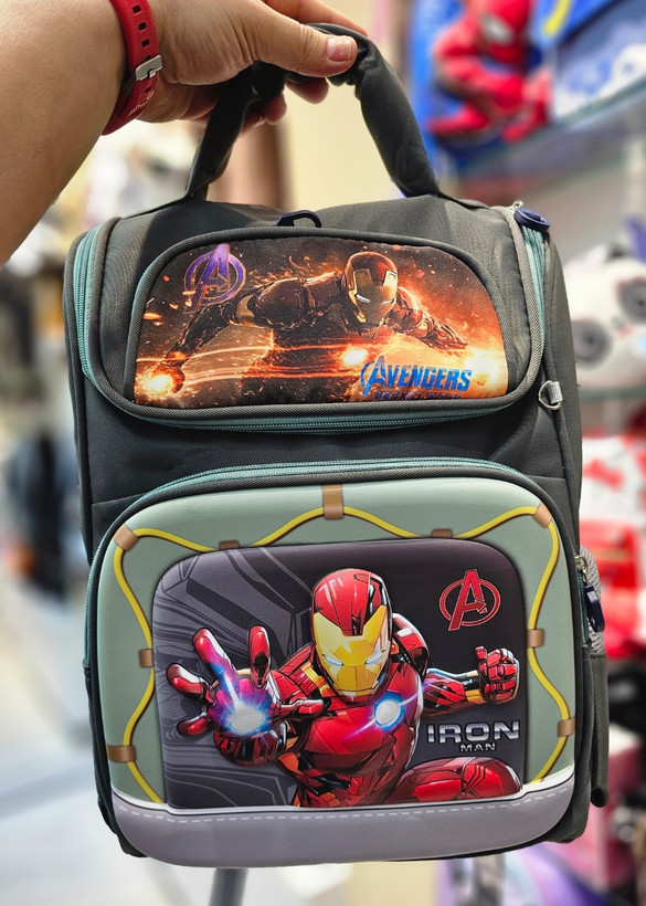 کوله پشتی کودک آیرون من Avengers مدل ابرقهرمانی