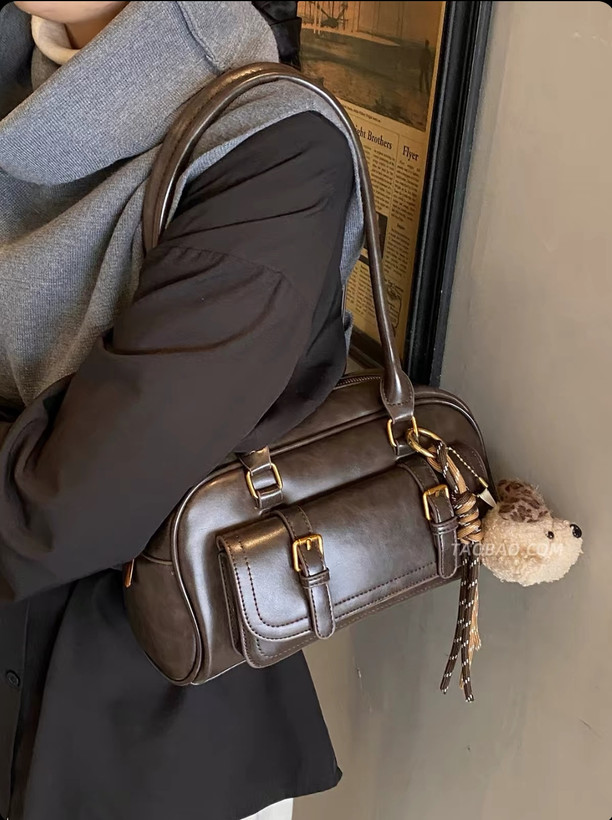 کیف دستی و دوشی وارداتی زنانه مدل کلاسیک چرم PU