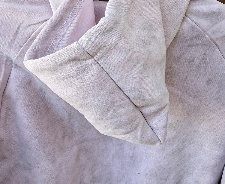ست سویشرت کلاهدار و شلوار بگ دخترانه وارداتی مدل لیلاک شَدو (Lilac Shadow)، یاسی ابر و بادی مشکی کمرنگ، زیپدار با نوار کناری مشکی